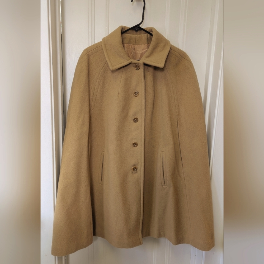 Vintage Sears Camel Color Poncho OS, Wool and Polyester. Chic!